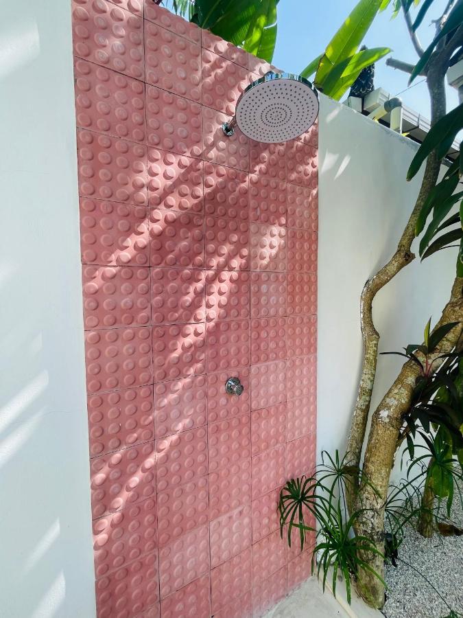 Villa Dadirri - In The Heart Of Seminyak - Walking Distance From Restaurants, Bars And Beach - Perfect Location Екстериор снимка