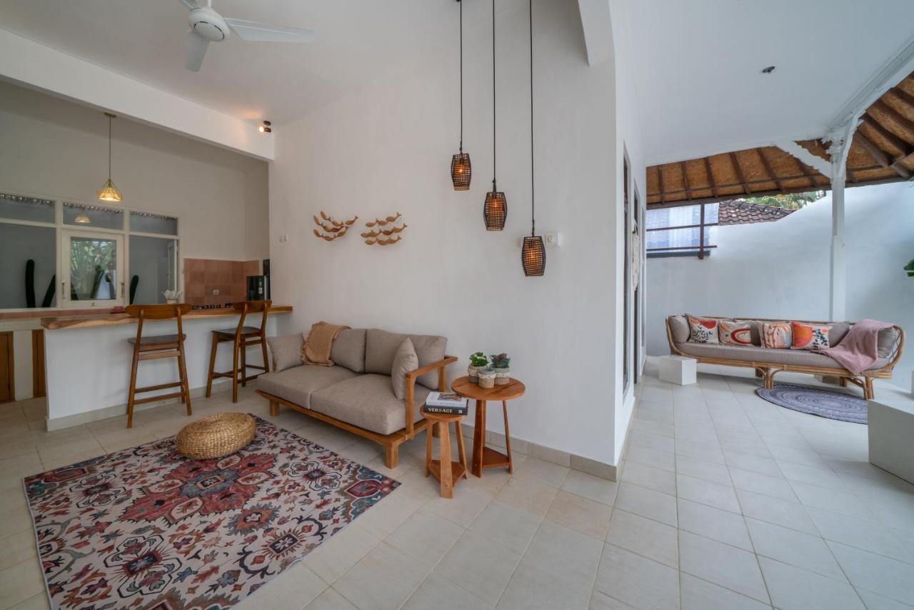 Villa Dadirri - In The Heart Of Seminyak - Walking Distance From Restaurants, Bars And Beach - Perfect Location Екстериор снимка